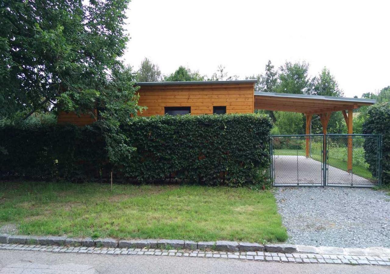 Apartman Pod Lipou - Samostatny Objekt Jaroměř Exterior foto